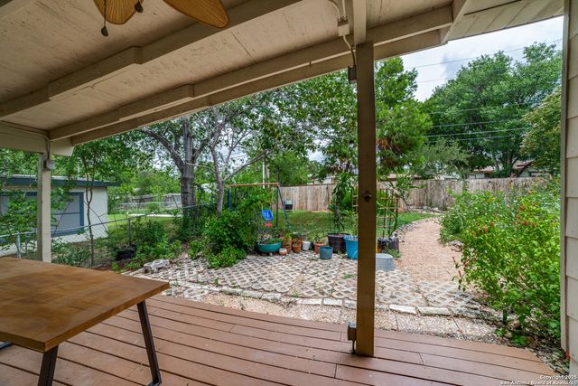123 Teakwood, San Antonio, TX 78216