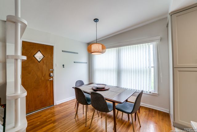 123 Teakwood, San Antonio, TX 78216
