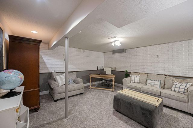5520 Clover Valley Road, Johnstown, OH 43031