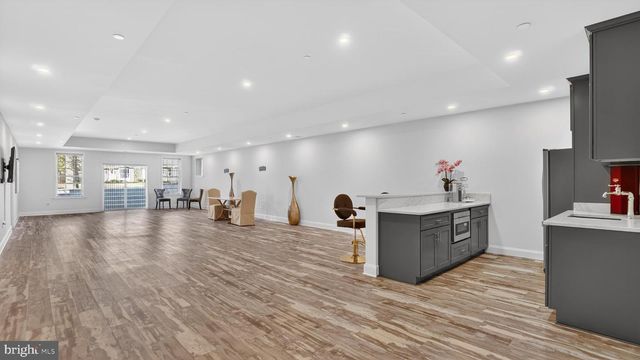 10525 TANAGER LN, Potomac, MD 20854