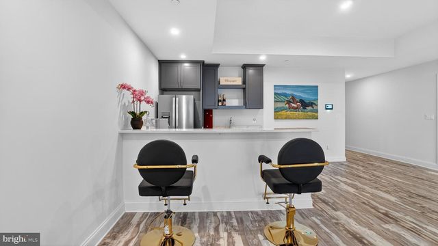 10525 TANAGER LN, Potomac, MD 20854