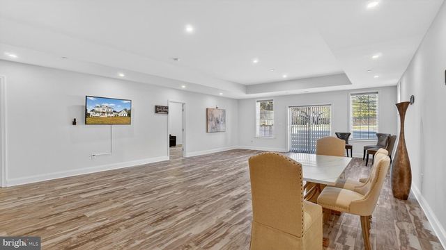 10525 TANAGER LN, Potomac, MD 20854