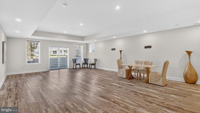 10525 TANAGER LN, Potomac, MD 20854