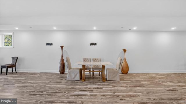 10525 TANAGER LN, Potomac, MD 20854