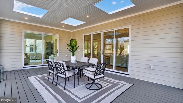 10525 TANAGER LN, Potomac, MD 20854