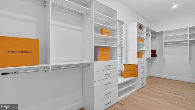 10525 TANAGER LN, Potomac, MD 20854