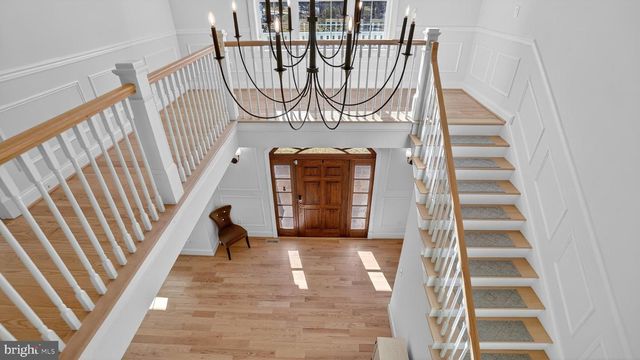 10525 TANAGER LN, Potomac, MD 20854