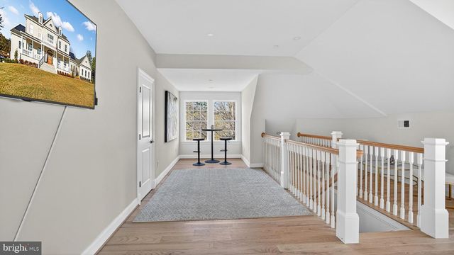 10525 TANAGER LN, Potomac, MD 20854