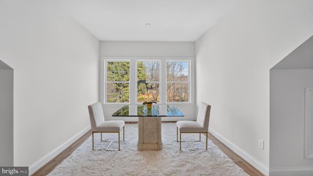 10525 TANAGER LN, Potomac, MD 20854