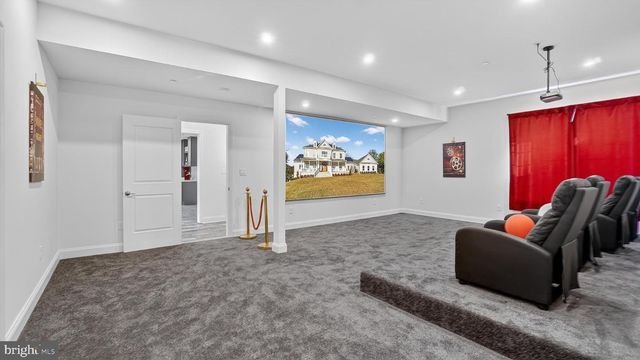 10525 TANAGER LN, Potomac, MD 20854