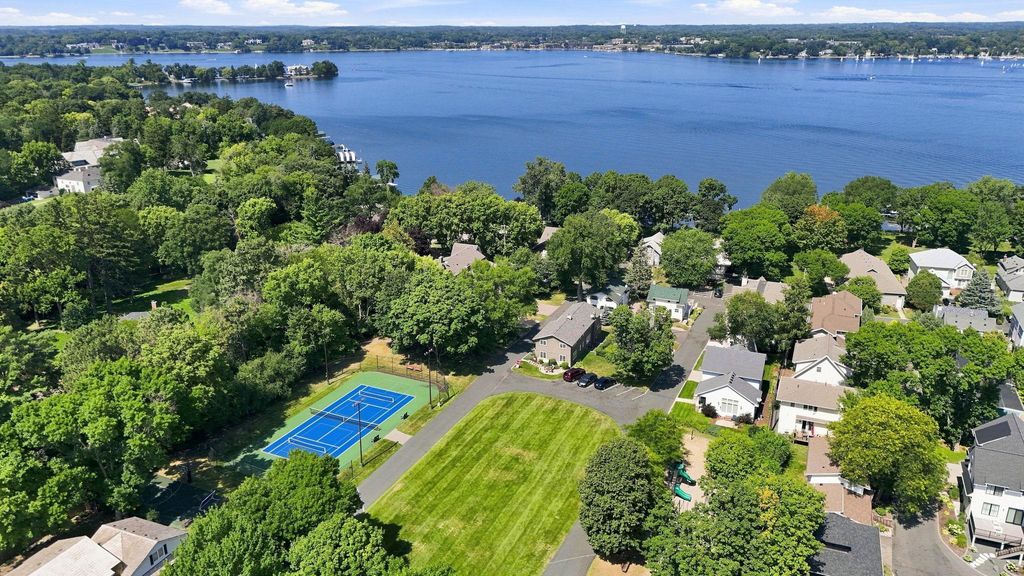 2800 Center Road, Wayzata, MN 55391 — photo 3