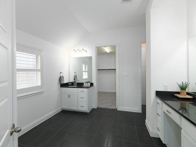 6200 Cobbetts Pond Lane, Fort Worth, TX 76179