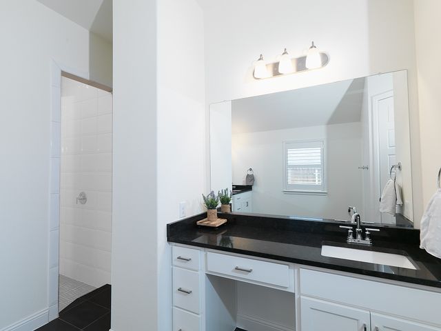 6200 Cobbetts Pond Lane, Fort Worth, TX 76179