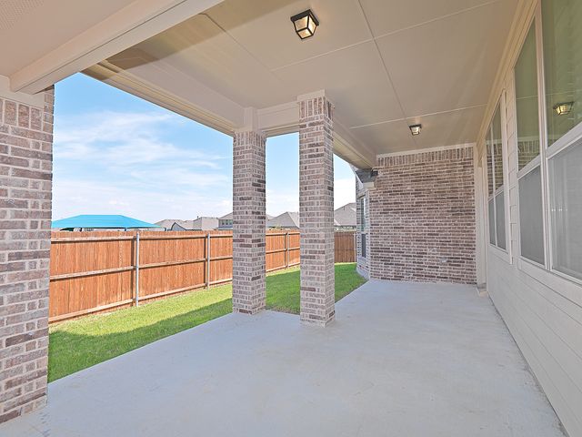 6200 Cobbetts Pond Lane, Fort Worth, TX 76179