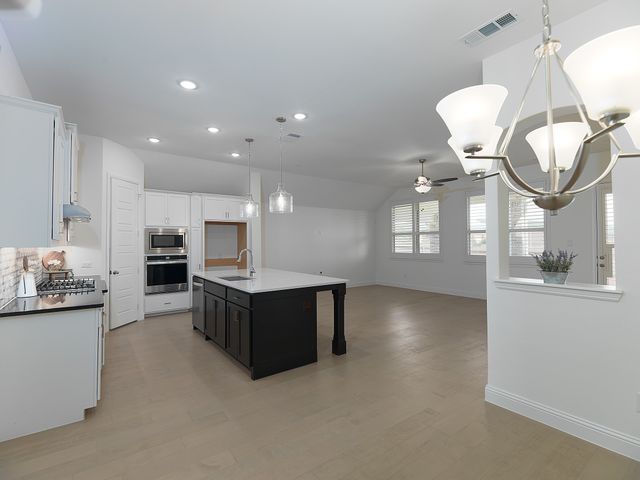 6200 Cobbetts Pond Lane, Fort Worth, TX 76179