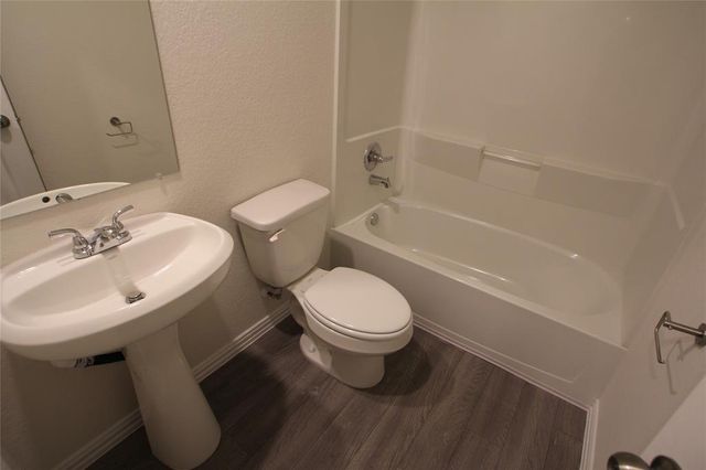 7925 Way Street, Houston, TX 77028