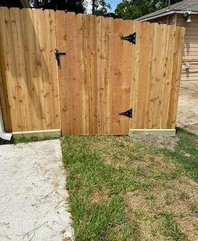 7925 Way Street, Houston, TX 77028