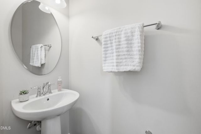 1004 Waymaker Court, Apex, NC 27502
