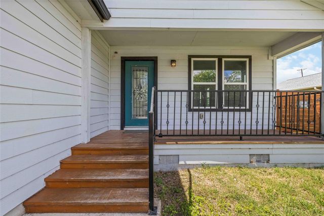 400 Booth ST, Taylor, TX 76574
