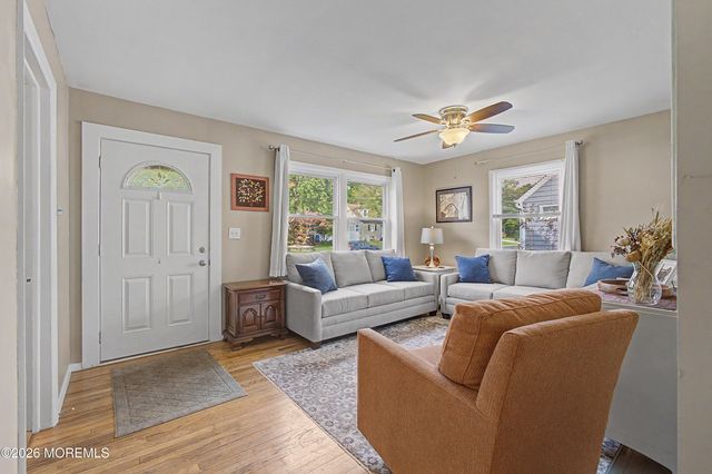 39 Waldron Road, Allentown, NJ 08501