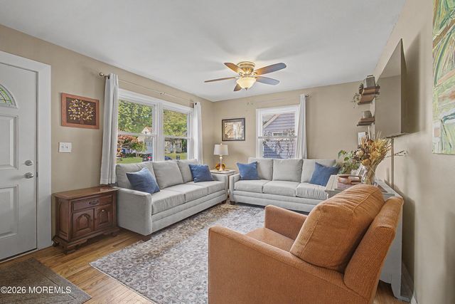 39 Waldron Road, Allentown, NJ 08501