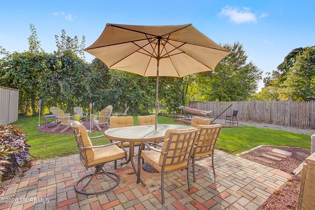 39 Waldron Road, Allentown, NJ 08501