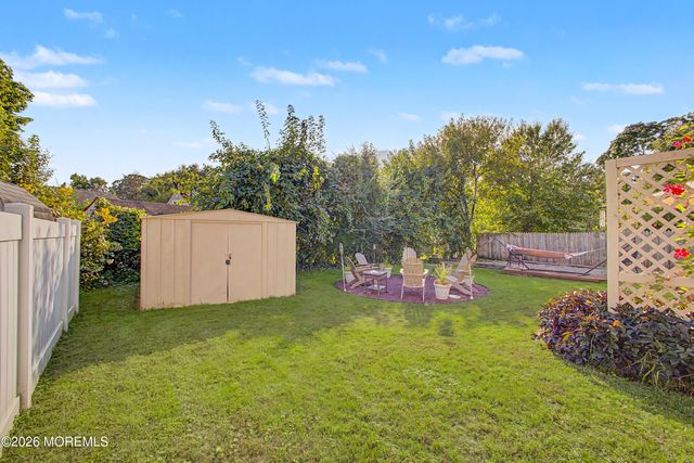 39 Waldron Road, Allentown, NJ 08501