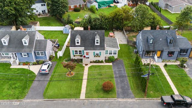 39 Waldron Road, Allentown, NJ 08501