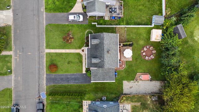 39 Waldron Road, Allentown, NJ 08501