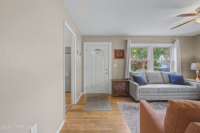 39 Waldron Road, Allentown, NJ 08501