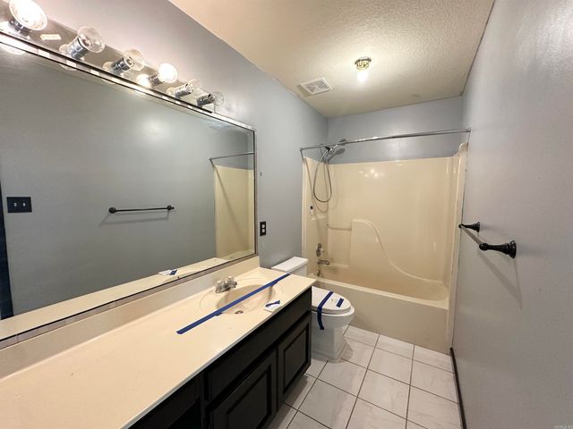 124 Summer Boulevard, Trumann, AR 72472