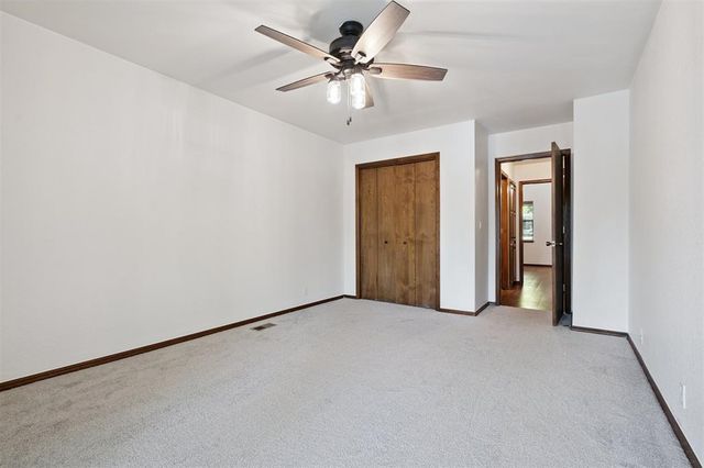 2908 Village Circle, Edmond, OK 73013