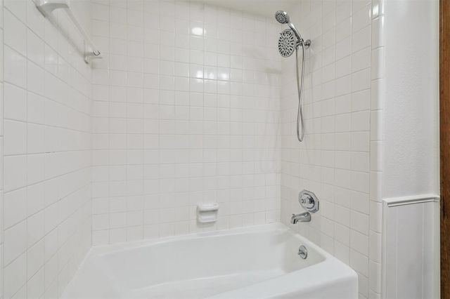 2908 Village Circle, Edmond, OK 73013