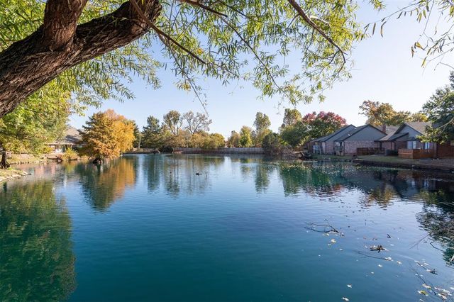 2908 Village Circle, Edmond, OK 73013