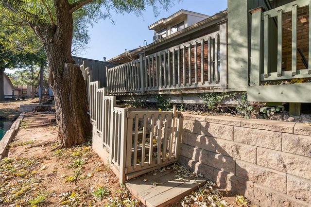 2908 Village Circle, Edmond, OK 73013