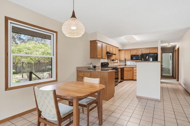 15213 Boulder Creek Drive, Minnetonka, MN 55345