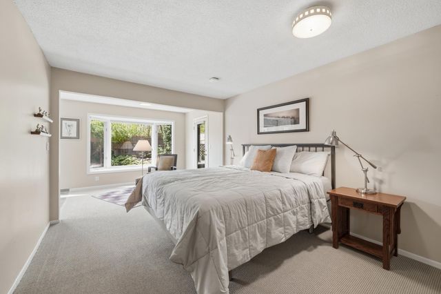 15213 Boulder Creek Drive, Minnetonka, MN 55345