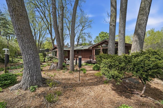15213 Boulder Creek Drive, Minnetonka, MN 55345