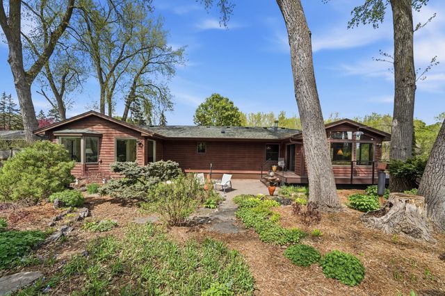 15213 Boulder Creek Drive, Minnetonka, MN 55345