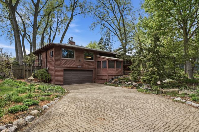 15213 Boulder Creek Drive, Minnetonka, MN 55345