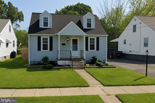 329 MAPLE AVE, Baltimore, MD 21221