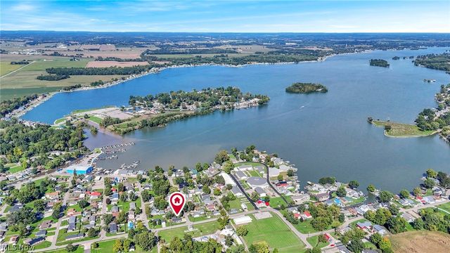2966 Chautauqua Boulevard, Millersport, OH 43046
