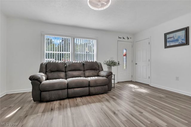2966 Chautauqua Boulevard, Millersport, OH 43046