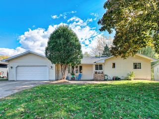 8336 Cloman Avenue, Inver Grove Heights, MN 55076