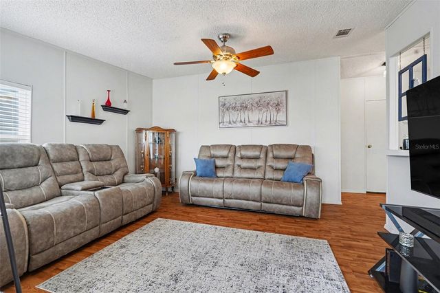 7123 SIESTA STREET, Zephyrhills, FL 33541