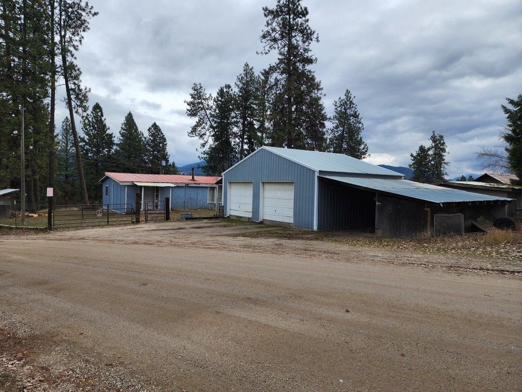 7 Nancy Creek Rd, Kettle Falls, WA 99141