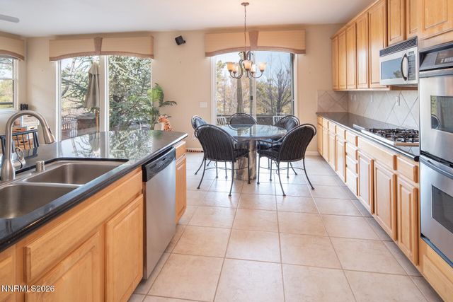 2730 Albazano Drive, Sparks, NV 89436