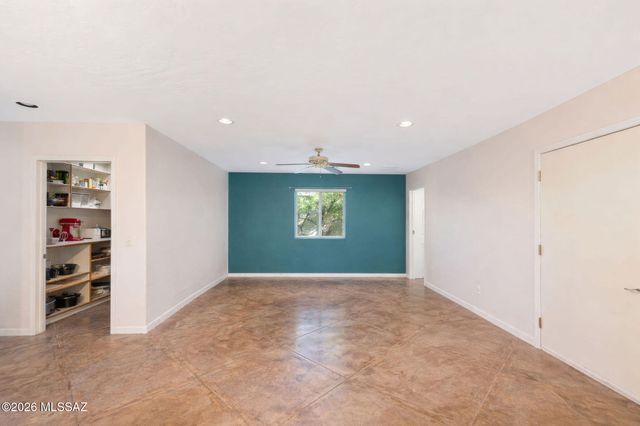 711 N Erin Avenue, Tucson, AZ 85711