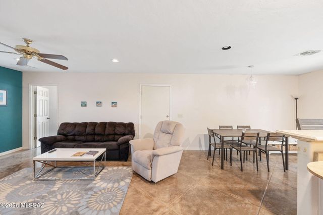 711 N Erin Avenue, Tucson, AZ 85711