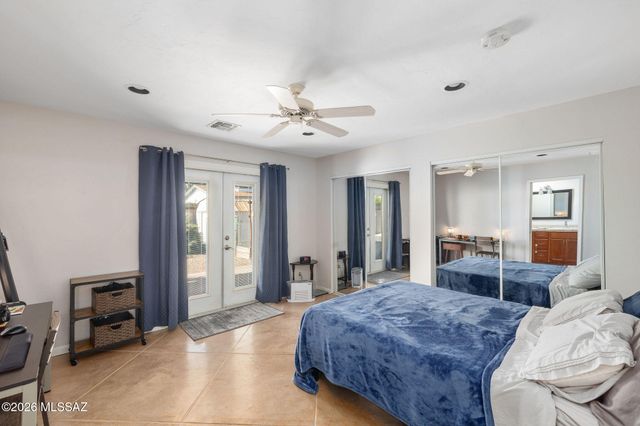 711 N Erin Avenue, Tucson, AZ 85711